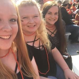 Meet your Posher, Sara